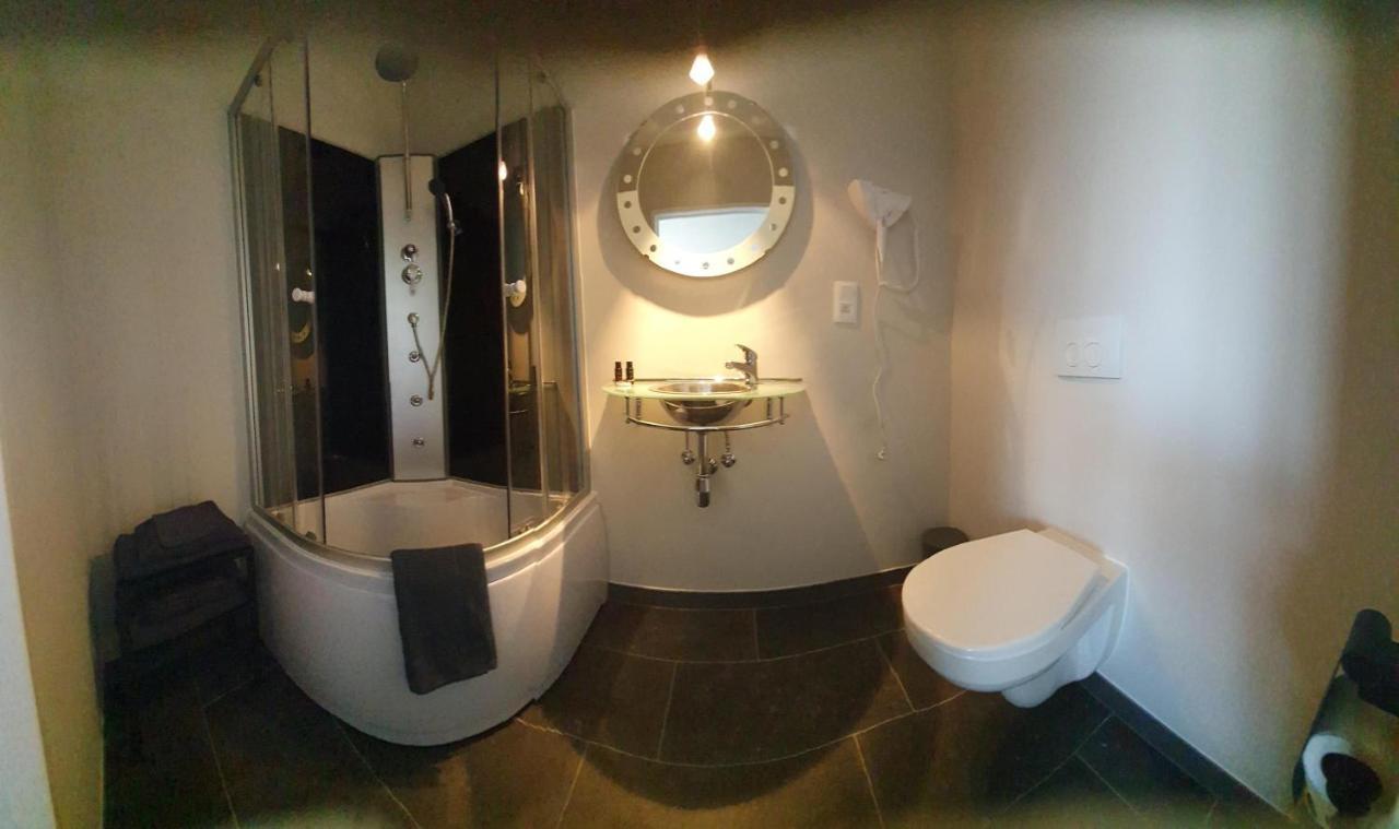 Guesthouse Deladix Hasselt Eksteriør billede